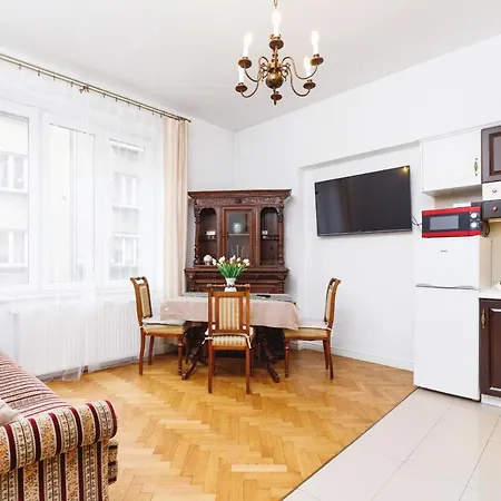 Cracow Lenartowicza By Renters * 克拉科夫