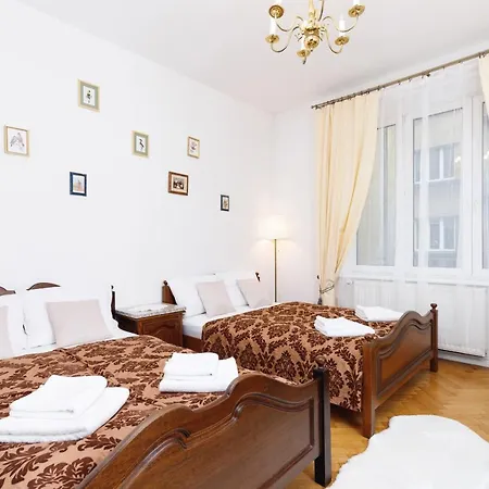 Cracow Lenartowicza By Renters Apartment Krakow